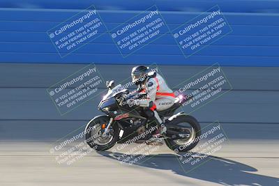 media/Nov-26-2022-Fastrack Riders (Sat) [[b001e85eef]]/Level 1/Session 1 Front Straight/